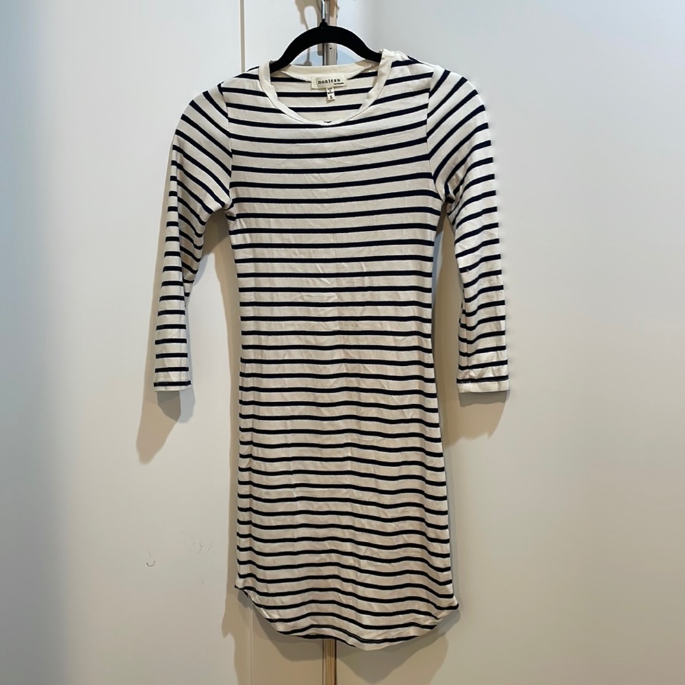 Bodycon white navy striped dress